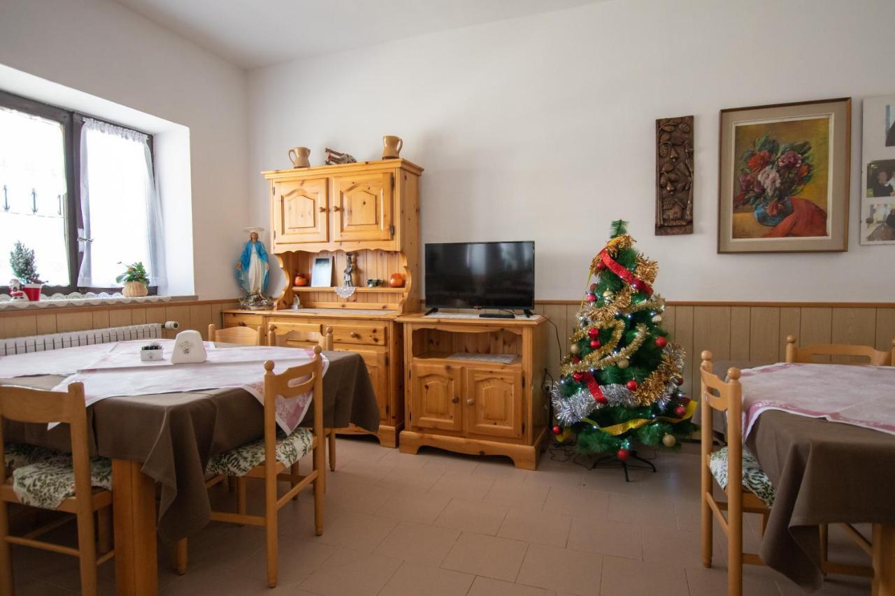 Casa Per Ferie Beatorosaz Hotel Cesana Torinese Luaran gambar